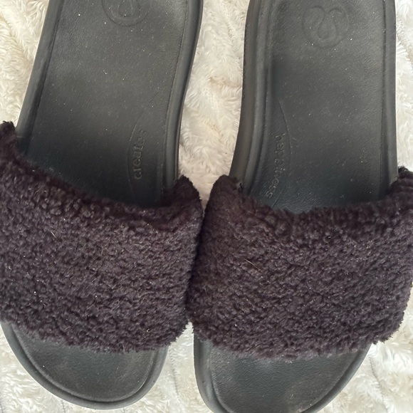 Lululemon Black Fleece Slides - Picture 6 of 6